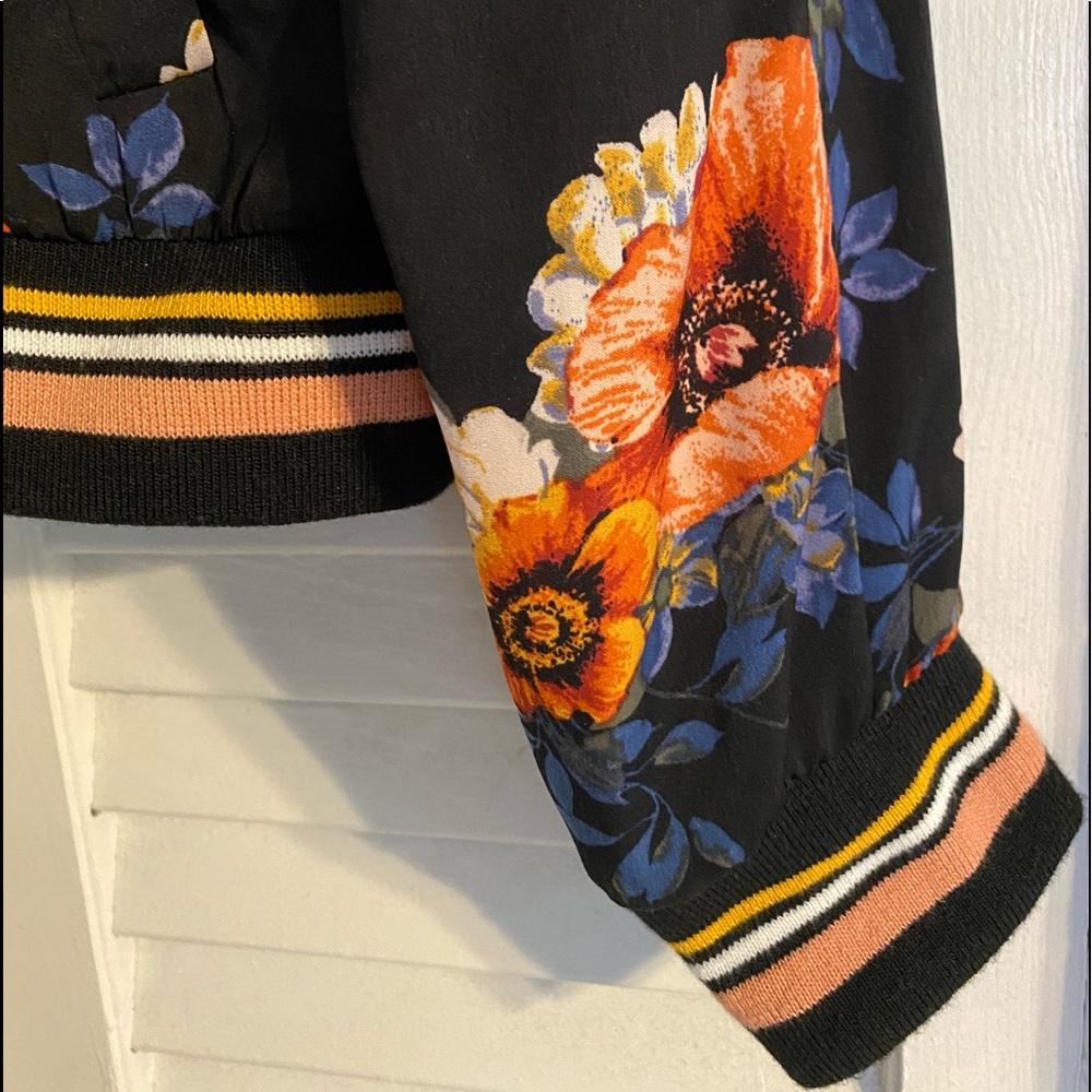 Retro Floral Track Jacket - Picture 3 of 5